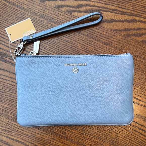 Michael Kors Handbags - Michael Kors Pebble Leather Wristlet Purse NWT